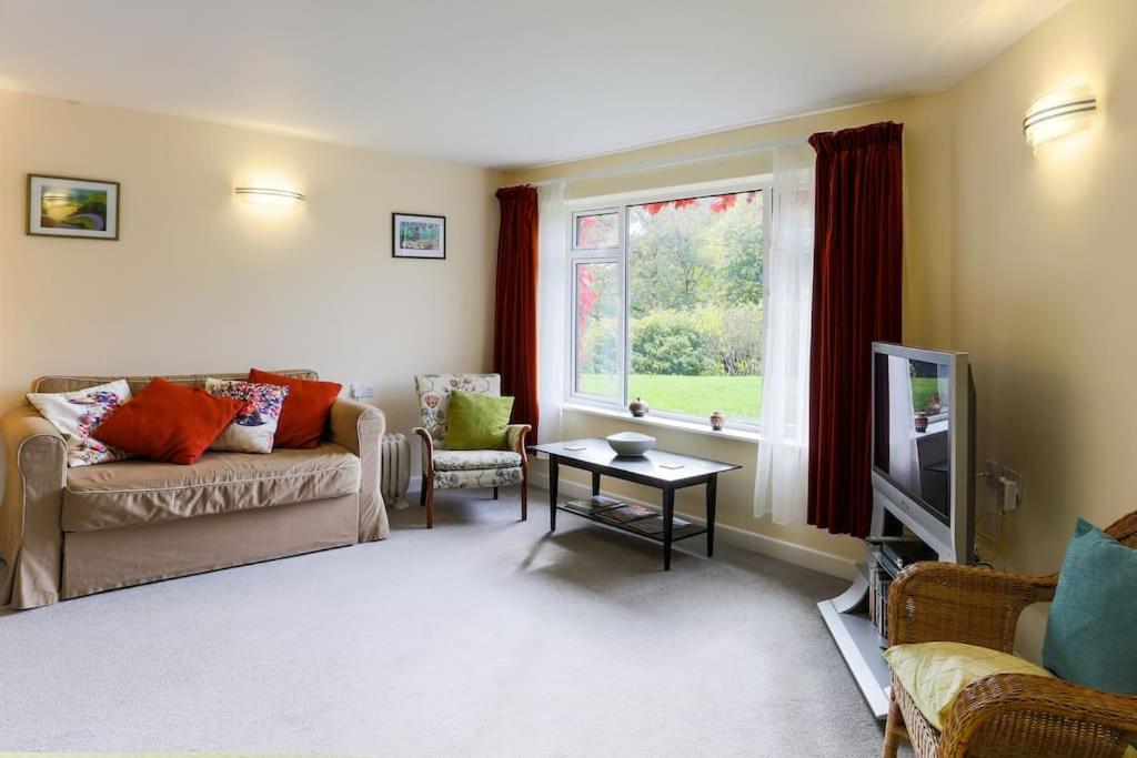 Truro Apartment In A Stunning Quiet Location ภายนอก รูปภาพ